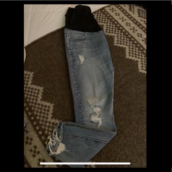 HOST PICK! - Silver Suki Skinny Crop maternity jeans - like new - Picture 5 of 10